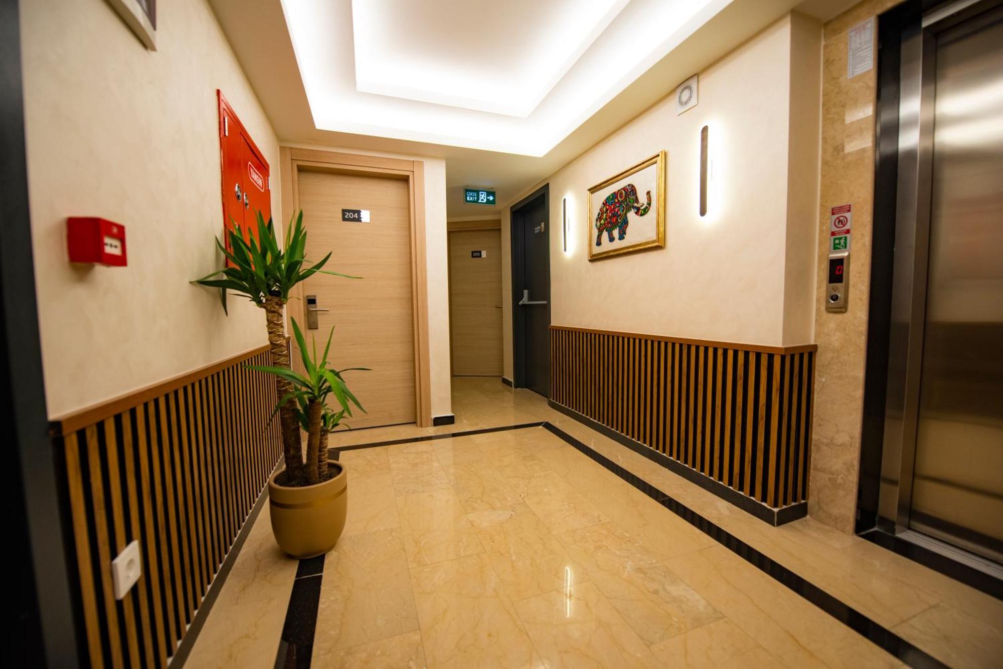 Vera Life Hotel Istanboel Buitenkant foto